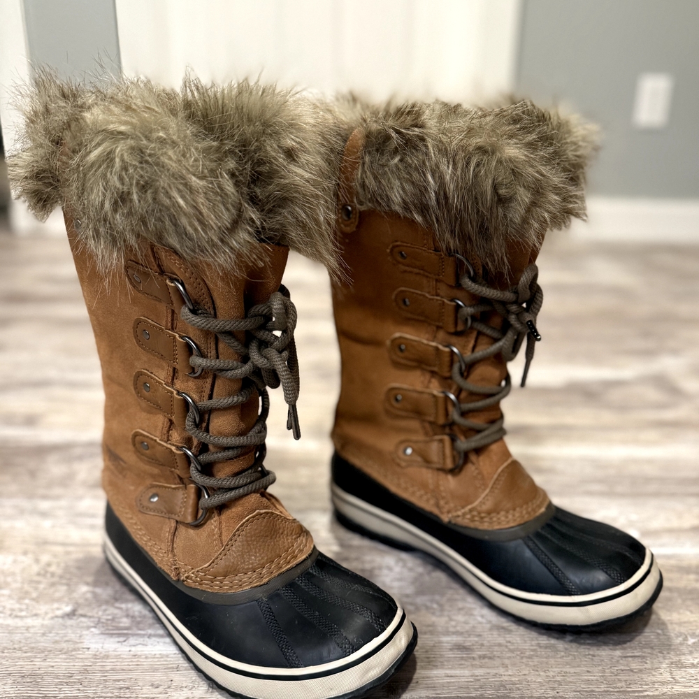 Sorel Brown and Black Fur Winter Boots